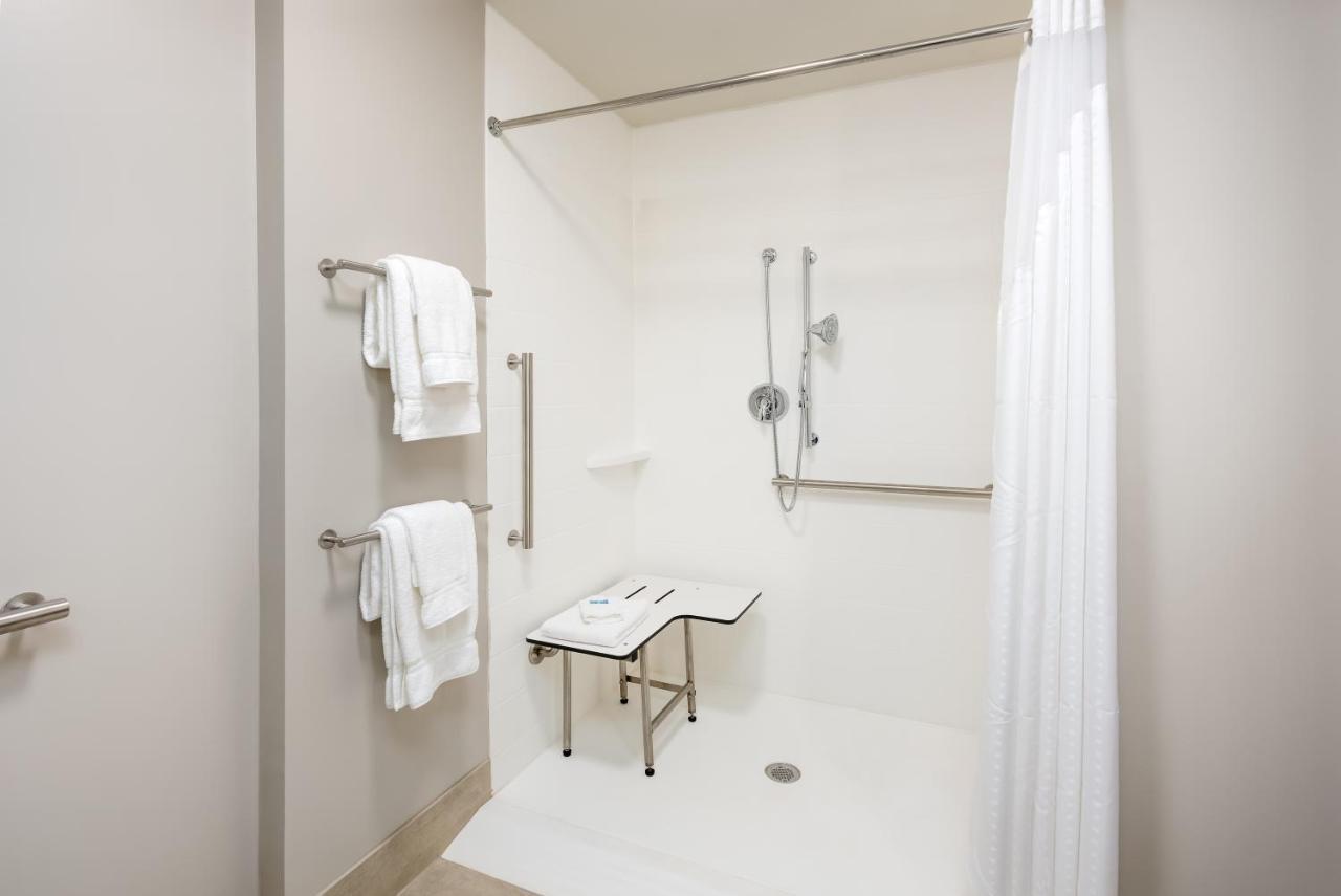 Holiday Inn Express & Suites West Plains Southwest By Ihg Bagian luar foto